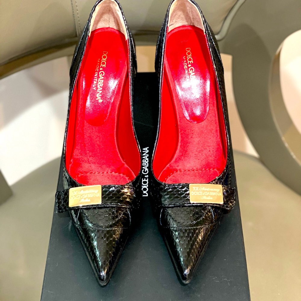 Authentic Dolce & Gabbana XX Anniversary Pumps Ayers (Snake Skin)